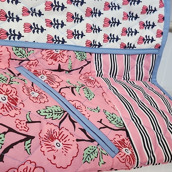 Quilted Vest, Medium - Picture 3 of 6